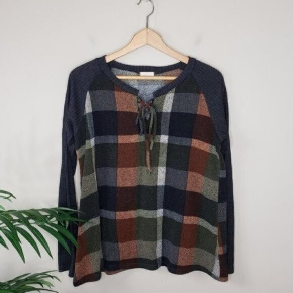 143 Story | Plaid Lace-Up Detail Sweater Size Medium - Picture 1 of 5